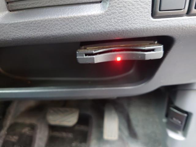 スペーシアカスタム ＸＳリミテッド　４ＷＤ　車検２年　フルセグナビ　両側パワースライドドア　ＥＴＣ　レーダーサポートブレーキ　フォグランプ　アイドリングストップ　シートヒーター　横滑り防止　純正アルミホイール（25枚目）