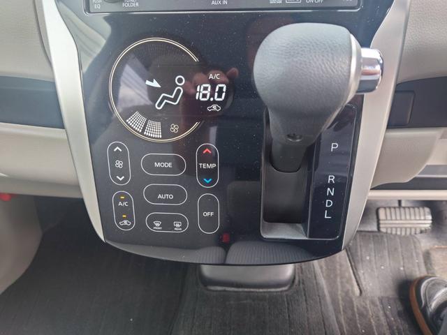 ｅＫワゴン Ｇ　４ＷＤ　車検２年　純正アルミホイール　バックカメラ　プッシュスタート　スマートキー　シートヒーター　電動格納ドアミラー　オートエアコン　ハロゲンヘッドライト　純正ＣＤコンポ（17枚目）