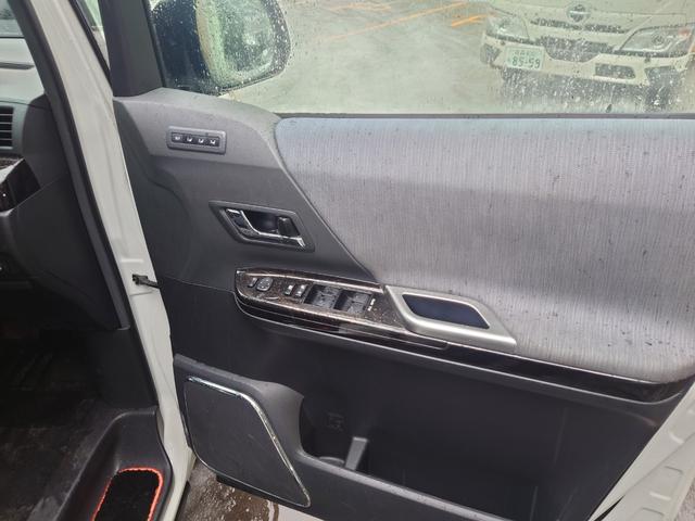 ヴェルファイアハイブリッド ZR 4WD 車検2年 両側パワースライドドア フルセグナビ フリップダウンモニター バックカメラ 後席エアコン ドライブレコーダー キャプテンシート(17枚目)