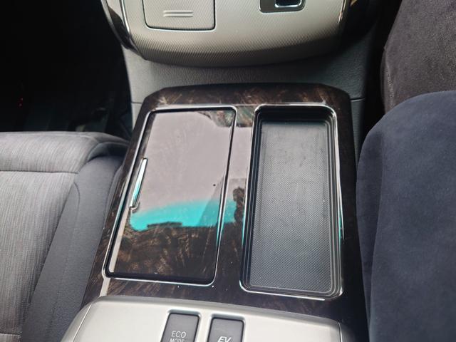 ヴェルファイアハイブリッド ZR 4WD 車検2年 両側パワースライドドア フルセグナビ フリップダウンモニター バックカメラ 後席エアコン ドライブレコーダー キャプテンシート(23枚目)