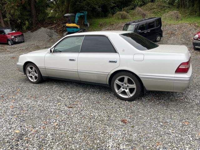 クラウン ロイヤルツーリング(6枚目)