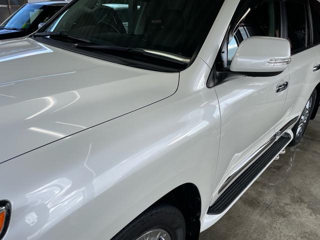 ランドクルーザー ＺＸ　８ナンバー登録車　寒冷地仕様　冷蔵庫　フリップダウンモニター　パワーバックドア　ステアリングシーター　シートヒーター　シートクーラー（22枚目）