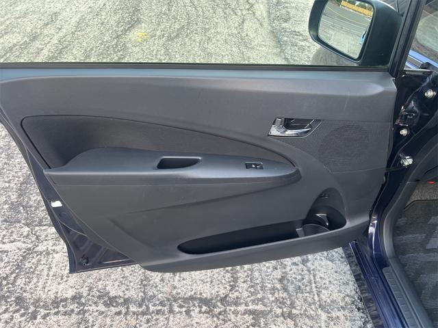 ステラ カスタムRS スマートアシスト ターボ4WD ナビ・TV・ETC スマートアシスト エコアイドル LEDヘッドライト プッシュスタート 禁煙車 修復歴無 現状販売 検R8年5月(27枚目)