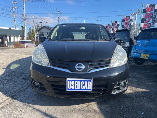 低価格のコンパクトカー入荷しました。