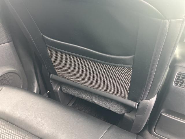 エクストレイル ２０Ｘｔｔ　４ＷＤ　オートクルーズコントロール　ナビ　ＴＶ　オートライト　ＨＩＤ　アルミホイール　スマートキー　シートヒーター　ＣＶＴ　盗難防止システム　衝突安全ボディ　ＣＤ　ＤＶＤ再生　ＵＳＢ　ＡＢＳ　ＥＳＣ（27枚目）