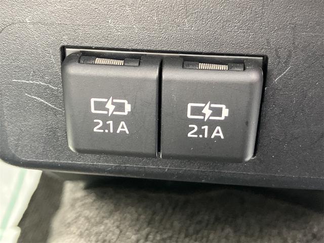 シエンタ Ｇ　４ＷＤ　バックカメラ　ナビ　ＴＶ　クリアランスソナー　レーンアシスト　衝突被害軽減システム　両側電動スライドドア　オートマチックハイビーム　スマートキー　３列シート　ＣＶＴ　アルミホイール　ＣＤ（32枚目）