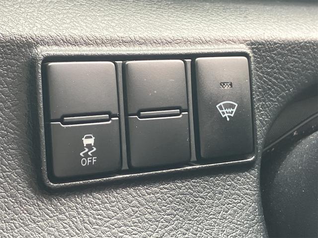シエンタ Ｇ　４ＷＤ　バックカメラ　ナビ　ＴＶ　クリアランスソナー　レーンアシスト　衝突被害軽減システム　両側電動スライドドア　オートマチックハイビーム　スマートキー　３列シート　ＣＶＴ　アルミホイール　ＣＤ（34枚目）