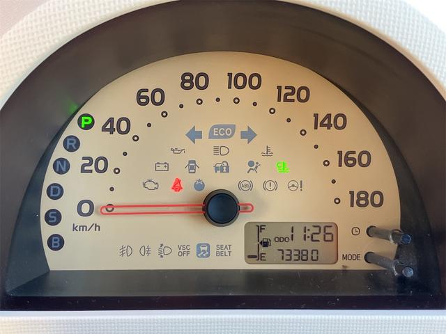 パッソ X ユルリ 4WD ETC バックカメラ ナビ TV スマートキー 電動格納ミラー CVT 盗難防止システム 衝突安全ボディ ベンチシート ABS CD エアコン パワーステアリング パワーウィンドウ(3枚目)