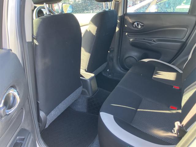 ノート ｅ－パワー　Ｂ　ＦＯＵＲ　４ＷＤ　ＥＴＣ　全周囲カメラ　クリアランスソナー　レーンアシスト　衝突被害軽減システム　オートライト　スマートキー　電動格納ミラー　ＣＶＴ　盗難防止システム　衝突安全ボディ　ＡＢＳ　ＥＳＣ　ＣＤ（24枚目）