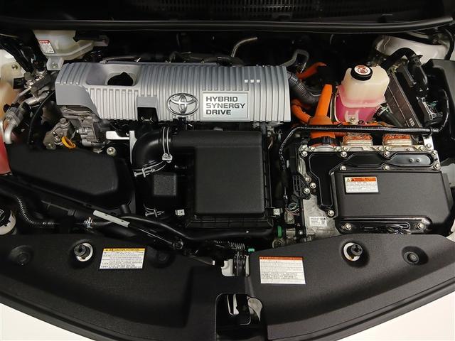 プリウスα Ｓ　Ｌセレクション　衝突被害軽減システム　メモリーナビ　バックカメラ　ワンセグ　スマートキー　オートクルーズコントロール　ＥＴＣ　盗難防止装置　キーレス　横滑り防止機能　ハイブリッド（5枚目）