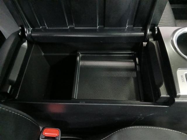 プリウスα Ｓ　Ｌセレクション　衝突被害軽減システム　メモリーナビ　バックカメラ　ワンセグ　スマートキー　オートクルーズコントロール　ＥＴＣ　盗難防止装置　キーレス　横滑り防止機能　ハイブリッド（25枚目）