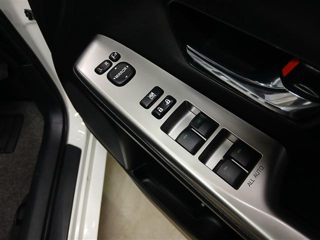 プリウスα Ｓ　Ｌセレクション　衝突被害軽減システム　メモリーナビ　バックカメラ　ワンセグ　スマートキー　オートクルーズコントロール　ＥＴＣ　盗難防止装置　キーレス　横滑り防止機能　ハイブリッド（31枚目）