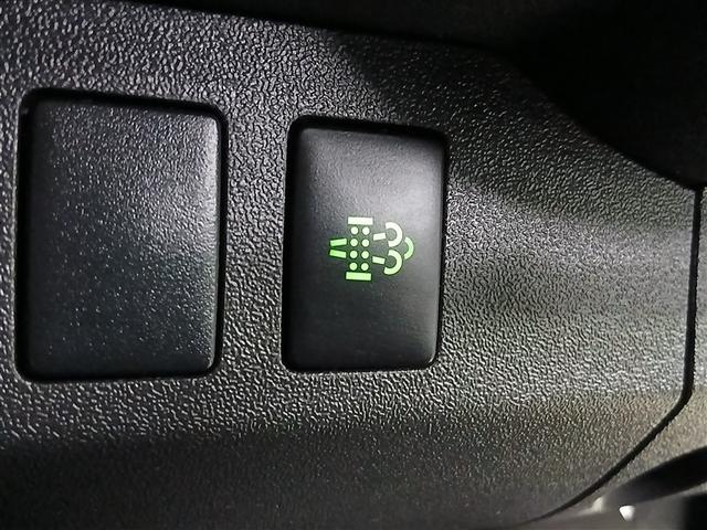 ハイエースバン ロングスーパーGL 4WD 寒冷地 衝突被害軽減システム ディーゼル メモリーナビ バックカメラ フルセグ LEDヘッドランプ スマートキー ETC 盗難防止装置 キーレス 横滑り防止機能 ワンオーナー(19枚目)