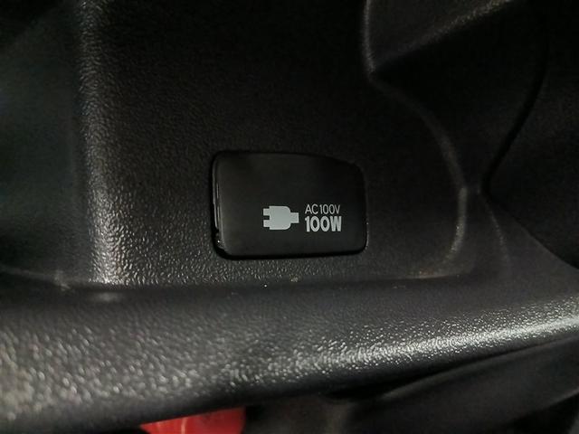 ハイエースバン ロングスーパーGL 4WD 寒冷地 衝突被害軽減システム ディーゼル メモリーナビ バックカメラ フルセグ LEDヘッドランプ スマートキー ETC 盗難防止装置 キーレス 横滑り防止機能 ワンオーナー(25枚目)