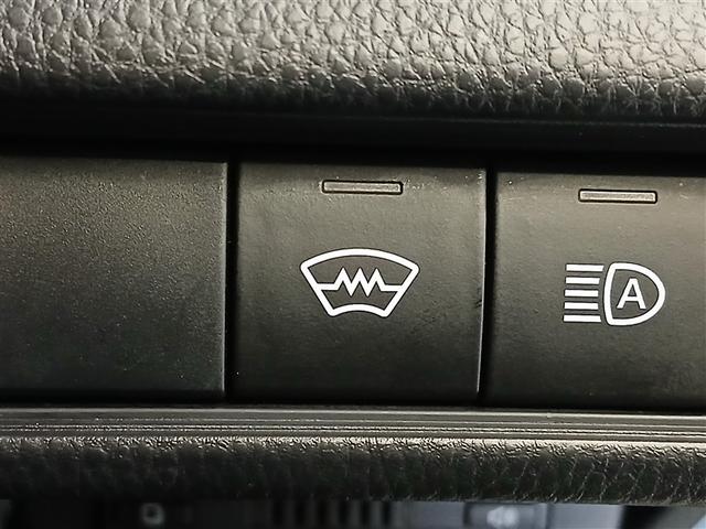 プリウス G 4WD 寒冷地 衝突被害軽減システム バックカメラ フルセグ LEDヘッドランプ アルミホイール スマートキー オートクルーズコントロール ETC 盗難防止装置 キーレス 横滑り防止機能 ハイブリッド(21枚目)