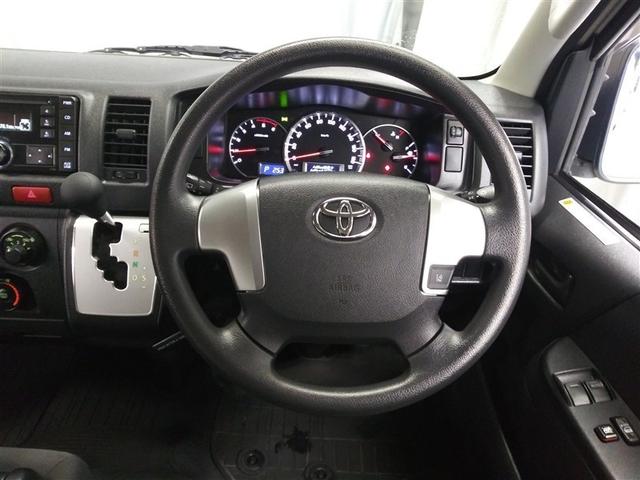 ハイエースバン DX 4WD 寒冷地 衝突被害軽減システム ディーゼル 盗難防止装置 キーレス 横滑り防止機能 3列シート ベンチシート 乗車定員9人(9枚目)