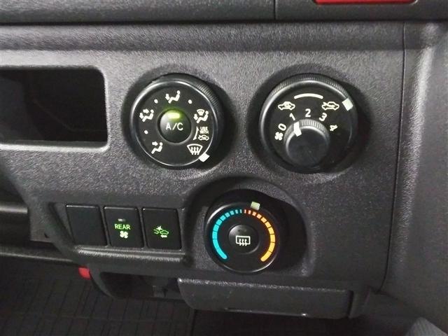 ハイエースバン DX 4WD 寒冷地 衝突被害軽減システム ディーゼル 盗難防止装置 キーレス 横滑り防止機能 3列シート ベンチシート 乗車定員9人(13枚目)