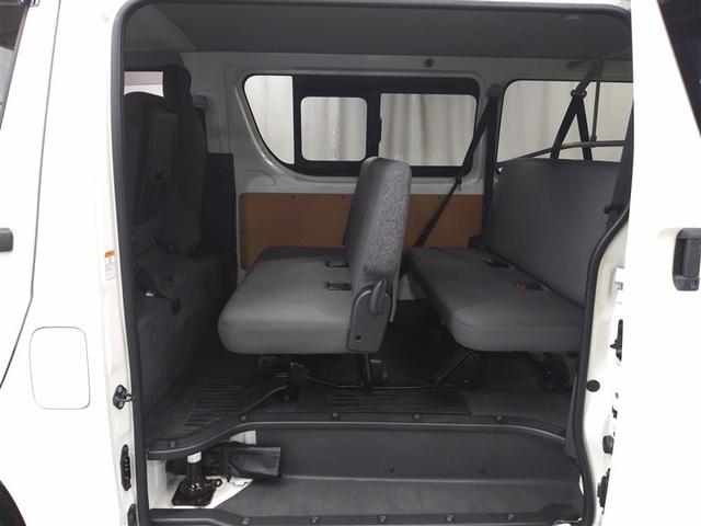 ハイエースバン DX 4WD 寒冷地 衝突被害軽減システム ディーゼル 盗難防止装置 キーレス 横滑り防止機能 3列シート ベンチシート 乗車定員9人(30枚目)