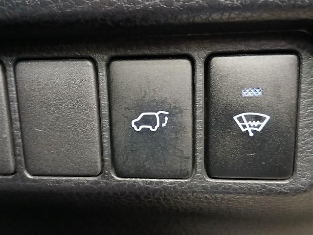 ハリアー プレミアム　４ＷＤ　寒冷地　衝突被害軽減システム　メモリーナビ　バックカメラ　フルセグ　ＬＥＤヘッドランプ　アルミホイール　スマートキー　オートクルーズコントロール　アイドリングストップ　ＥＴＣ　盗難防止装置（22枚目）