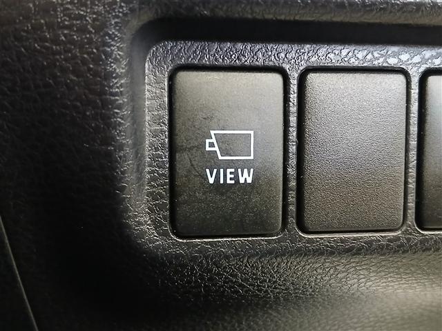 �p�m���~�b�N�r���[���j�^�[�t���ł��B�ԗ����ォ�猩���悤�ȉf�����f�B�X�v���C�I�[�f�B�I��ʂɕ\���B�^�]�Ȃ���̖ڎ������ł͌��ɂ����A�ԗ����ӂ̏󋵂����A���^�C���ł�������m�F�ł��܂��B