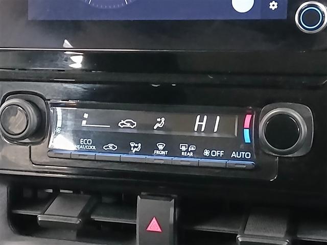 シエンタ ハイブリッドＧ　４ＷＤ　衝突被害軽減システム　バックカメラ　両側電動スライド　ＬＥＤヘッドランプ　スマートキー　オートクルーズコントロール　ＥＴＣ　盗難防止装置　キーレス　横滑り防止機能　３列シート　乗車定員７人（14枚目）