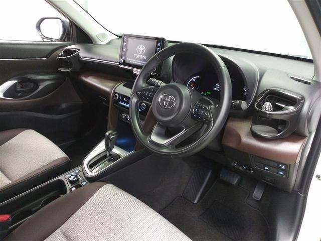 ヤリスクロス ハイブリッドZ 4WD 寒冷地 衝突被害軽減システム メモリーナビ バックカメラ フルセグ LEDヘッドランプ アルミホイール スマートキー オートクルーズコントロール ETC 盗難防止装置 電動シート キーレス(31枚目)