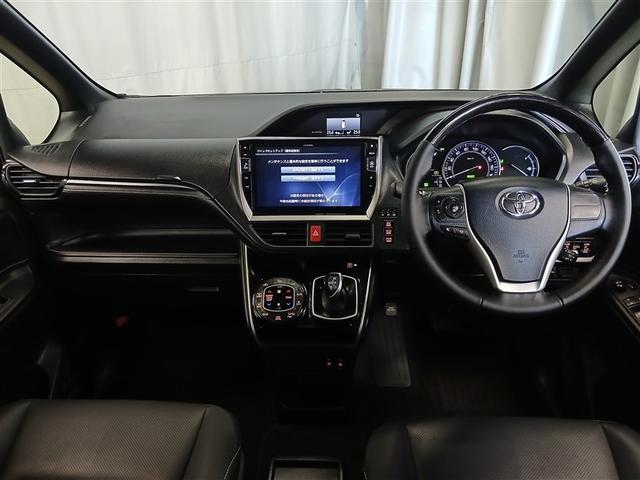 エスクァイア ＧＩ　寒冷地　衝突被害軽減システム　メモリーナビ　バックカメラ　両側電動スライド　フルセグ　ＨＩＤヘッドライト　フルエアロ　アルミホイール　後席モニター　スマートキー　オートクルーズコントロール　ＥＴＣ（9枚目）