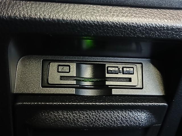 エスクァイア ＧＩ　寒冷地　衝突被害軽減システム　メモリーナビ　バックカメラ　両側電動スライド　フルセグ　ＨＩＤヘッドライト　フルエアロ　アルミホイール　後席モニター　スマートキー　オートクルーズコントロール　ＥＴＣ（26枚目）