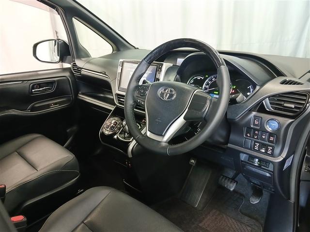 エスクァイア ＧＩ　寒冷地　衝突被害軽減システム　メモリーナビ　バックカメラ　両側電動スライド　フルセグ　ＨＩＤヘッドライト　フルエアロ　アルミホイール　後席モニター　スマートキー　オートクルーズコントロール　ＥＴＣ（31枚目）