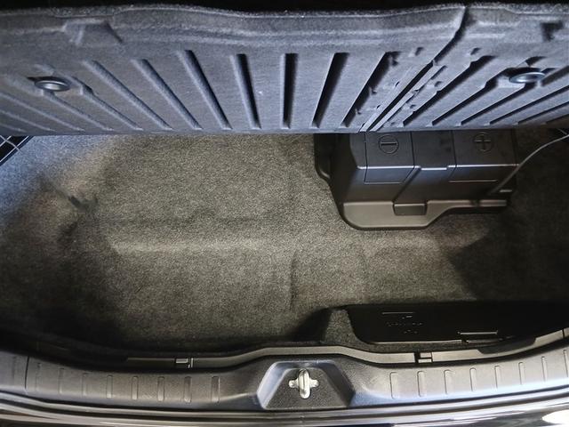 エスクァイア ＧＩ　寒冷地　衝突被害軽減システム　メモリーナビ　バックカメラ　両側電動スライド　フルセグ　ＨＩＤヘッドライト　フルエアロ　アルミホイール　後席モニター　スマートキー　オートクルーズコントロール　ＥＴＣ（38枚目）