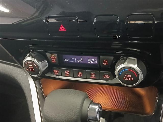 セレナ HV セカンドスライドUP 4WD 衝突被害軽減システム メモリーナビ バックカメラ 両側電動スライド ワンセグ LEDヘッドランプ スマートキー オートクルーズコントロール アイドリングストップ ETC 盗難防止装置 キーレス(17枚目)