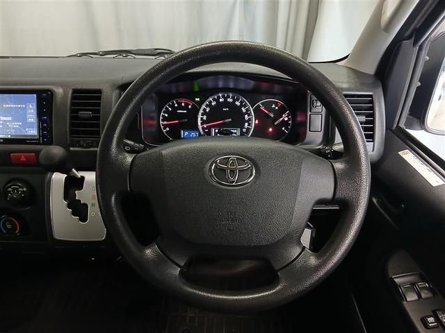 ハイエースバン ＤＸ　４ＷＤ　寒冷地　ディーゼル　メモリーナビ　バックカメラ　ワンセグ　ＥＴＣ　盗難防止装置　キーレス　横滑り防止機能　３列シート　ベンチシート　乗車定員９人（10枚目）