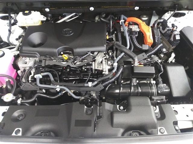 ＲＡＶ４ ハイブリッドＧ　４ＷＤ　寒冷地　衝突被害軽減システム　メモリーナビ　バックカメラ　フルセグ　ＬＥＤヘッドランプ　アルミホイール　スマートキー　ＥＴＣ　盗難防止装置　電動シート　キーレス　横滑り防止機能　ワンオーナー（5枚目）