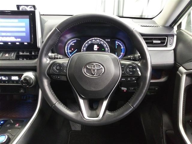 ＲＡＶ４ ハイブリッドＧ　４ＷＤ　寒冷地　衝突被害軽減システム　メモリーナビ　バックカメラ　フルセグ　ＬＥＤヘッドランプ　アルミホイール　スマートキー　ＥＴＣ　盗難防止装置　電動シート　キーレス　横滑り防止機能　ワンオーナー（10枚目）