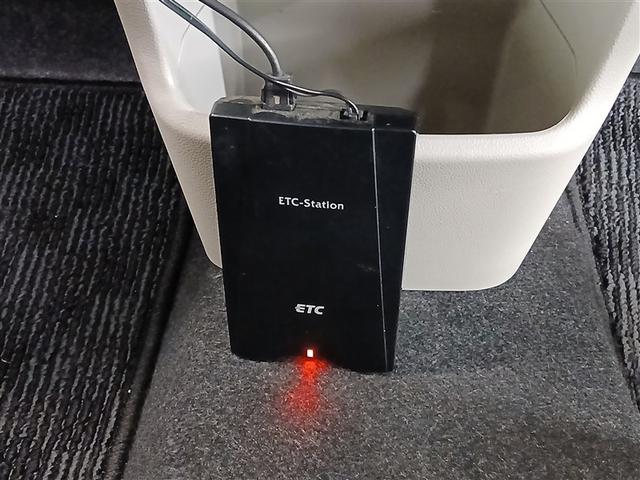 ムーヴ Ｌ　４ＷＤ　寒冷地　メモリーナビ　アルミホイール　アイドリングストップ　ＥＴＣ　盗難防止装置　キーレス　横滑り防止機能　ベンチシート　ワンオーナー（19枚目）