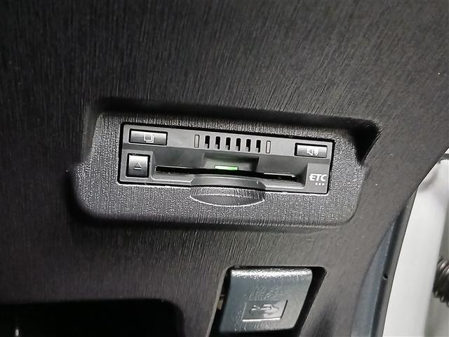 ＥＴＣ車載器付きです。高速道路の料金所もスムーズに通過できます。