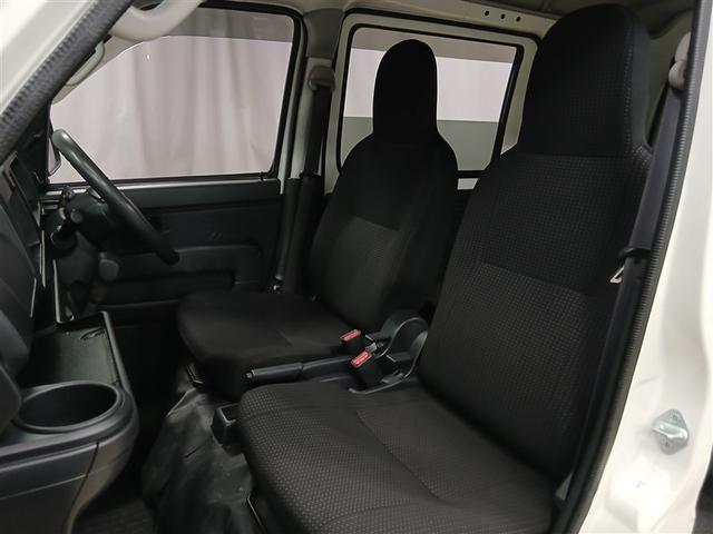 ハイゼットカーゴ ＤＸ　ＳＡＩＩＩ　４ＷＤ　衝突被害軽減システム　アイドリングストップ　キーレス　横滑り防止機能（30枚目）