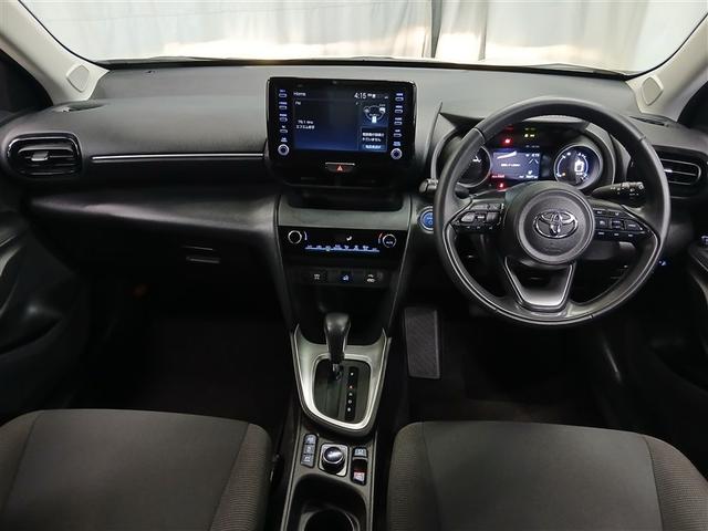 ヤリスクロス ハイブリッドＧ　４ＷＤ　寒冷地　衝突被害軽減システム　バックカメラ　フルセグ　アルミホイール　スマートキー　オートクルーズコントロール　盗難防止装置　キーレス　横滑り防止機能　ハイブリッド（9枚目）