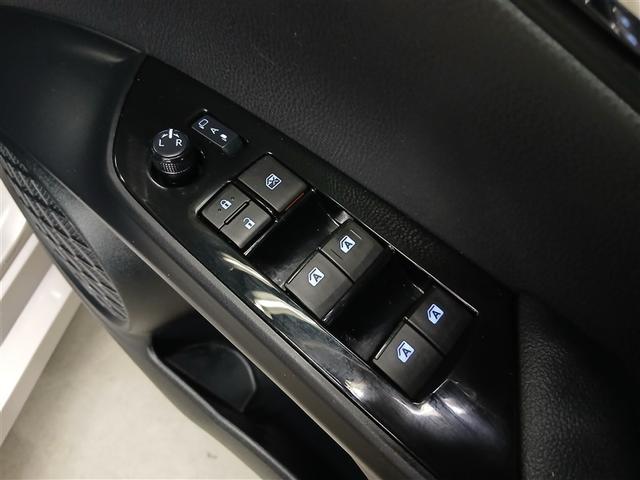 プリウス Ｓセーフティプラス　４ＷＤ　寒冷地　衝突被害軽減システム　メモリーナビ　バックカメラ　フルセグ　ＬＥＤヘッドランプ　アルミホイール　スマートキー　オートクルーズコントロール　ＥＴＣ　盗難防止装置　キーレス　横滑り防止機能（30枚目）