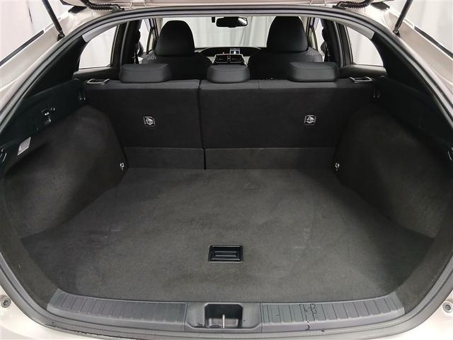 プリウス Ｓセーフティプラス　４ＷＤ　寒冷地　衝突被害軽減システム　メモリーナビ　バックカメラ　フルセグ　ＬＥＤヘッドランプ　アルミホイール　スマートキー　オートクルーズコントロール　ＥＴＣ　盗難防止装置　キーレス　横滑り防止機能（34枚目）