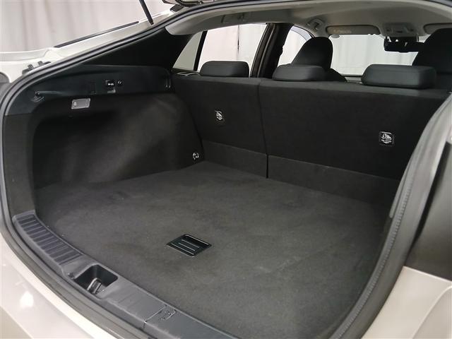 プリウス Ｓセーフティプラス　４ＷＤ　寒冷地　衝突被害軽減システム　メモリーナビ　バックカメラ　フルセグ　ＬＥＤヘッドランプ　アルミホイール　スマートキー　オートクルーズコントロール　ＥＴＣ　盗難防止装置　キーレス　横滑り防止機能（35枚目）