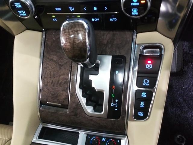 アルファードハイブリッド エグゼクティブラウンジS 4WD 寒冷地 衝突被害軽減システム メモリーナビ バックカメラ 両側電動スライド フルセグ 革シート サンルーフ LEDヘッドランプ アルミホイール 後席モニター スマートキー ETC 盗難防止装置(12枚目)