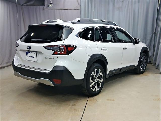 安心の４ＷＤと高い最低地上高で、雪道や未舗装路でも頼れる走破性を発揮します