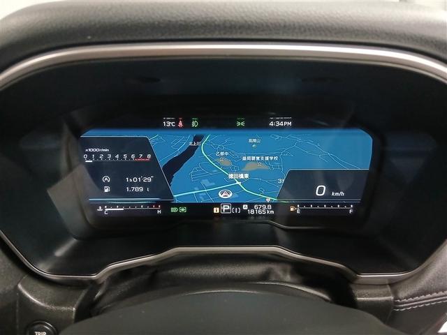 夜間は鮮明な照明で視認性がさらに向上し、昼夜問わず快適なドライブをサポートします