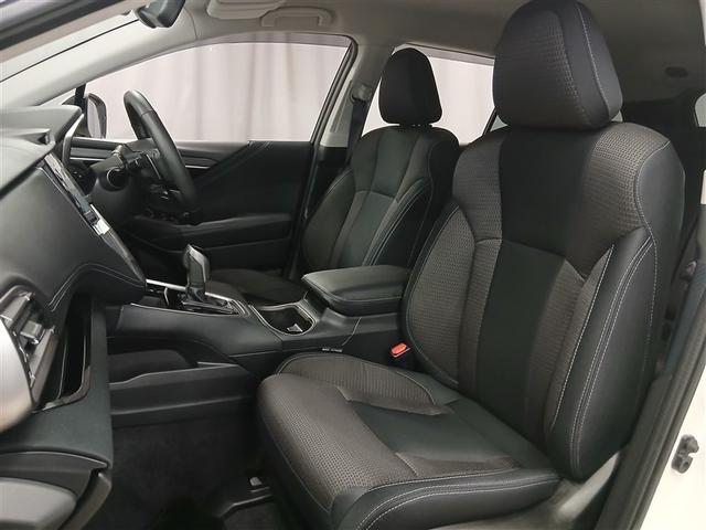 快適性と上質さを兼ね備えた前席が、このレガシィアウトバックの大きな魅力です