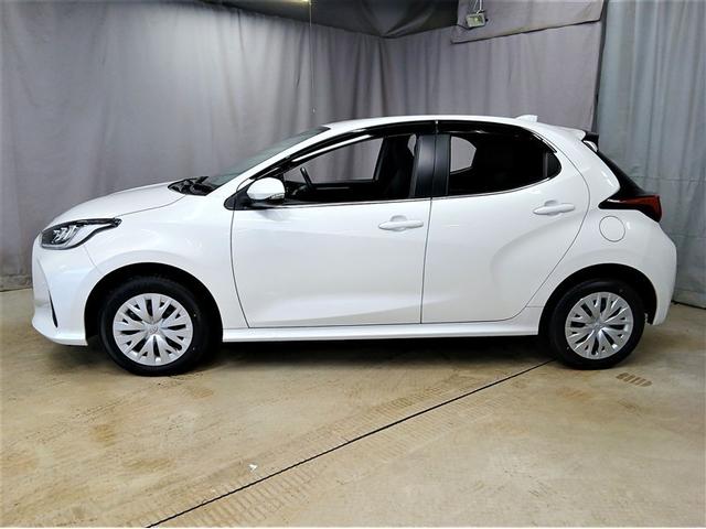 ヤリス ハイブリッドZ 4WD 寒冷地 衝突被害軽減システム バックカメラ LEDヘッドランプ スマートキー オートクルーズコントロール ETC 盗難防止装置 キーレス 横滑り防止機能 ワンオーナー ハイブリッド(2枚目)