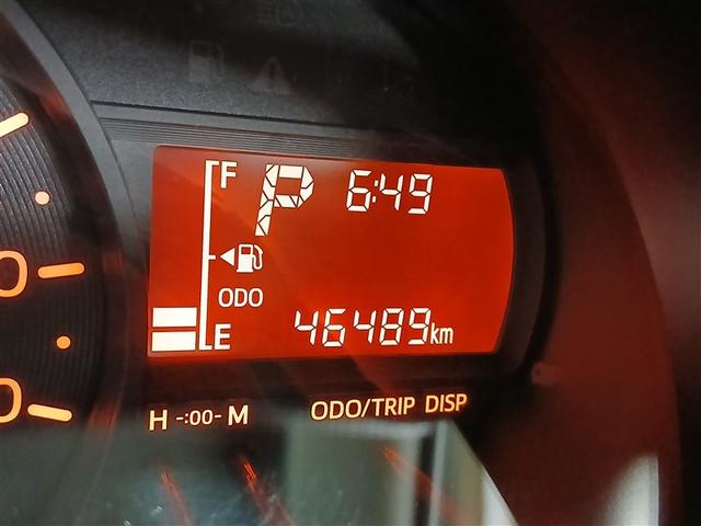 パッソ Ｘ　Ｓ　４ＷＤ　衝突被害軽減システム　メモリーナビ　ワンセグ　スマートキー　アイドリングストップ　ＥＴＣ　盗難防止装置　キーレス　横滑り防止機能　ベンチシート（12枚目）