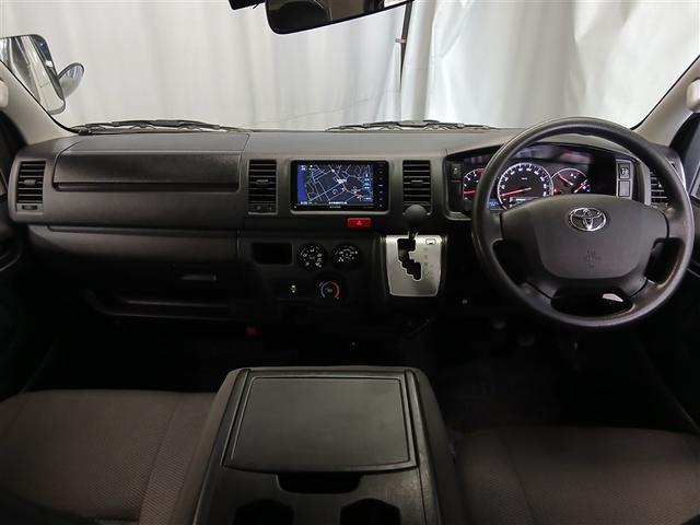 ハイエースバン DX 4WD 寒冷地 ディーゼル メモリーナビ バックカメラ ワンセグ ETC 盗難防止装置 キーレス 横滑り防止機能 3列シート ベンチシート 乗車定員9人(9枚目)