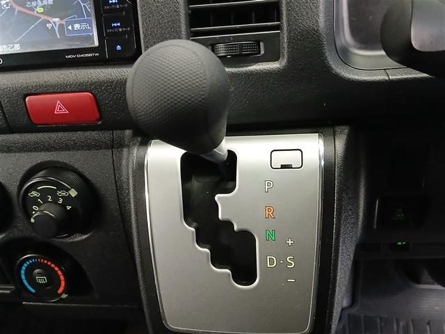 ハイエースバン DX 4WD 寒冷地 ディーゼル メモリーナビ バックカメラ ワンセグ ETC 盗難防止装置 キーレス 横滑り防止機能 3列シート ベンチシート 乗車定員9人(13枚目)