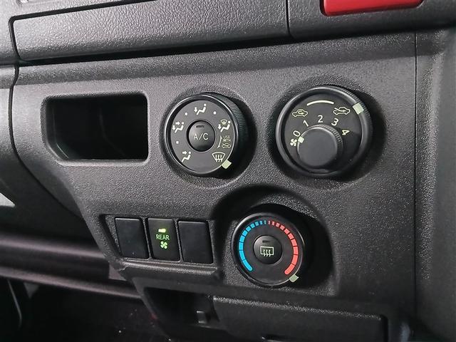 ハイエースバン DX 4WD 寒冷地 ディーゼル メモリーナビ バックカメラ ワンセグ ETC 盗難防止装置 キーレス 横滑り防止機能 3列シート ベンチシート 乗車定員9人(14枚目)